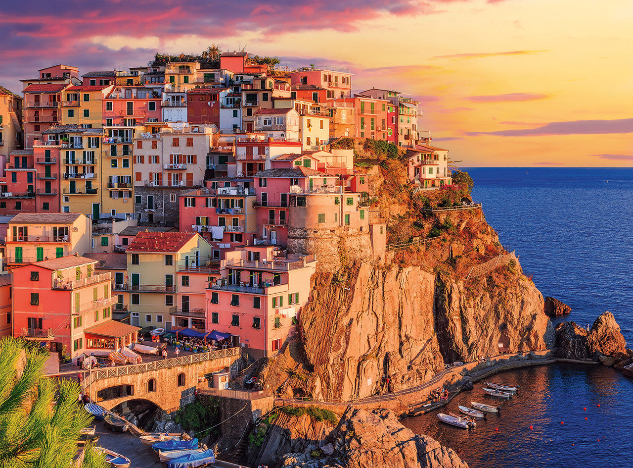 Sapphire Select: Cinque Terre Sunset 1000 Piece Puzzle  (Premium Blue Board)