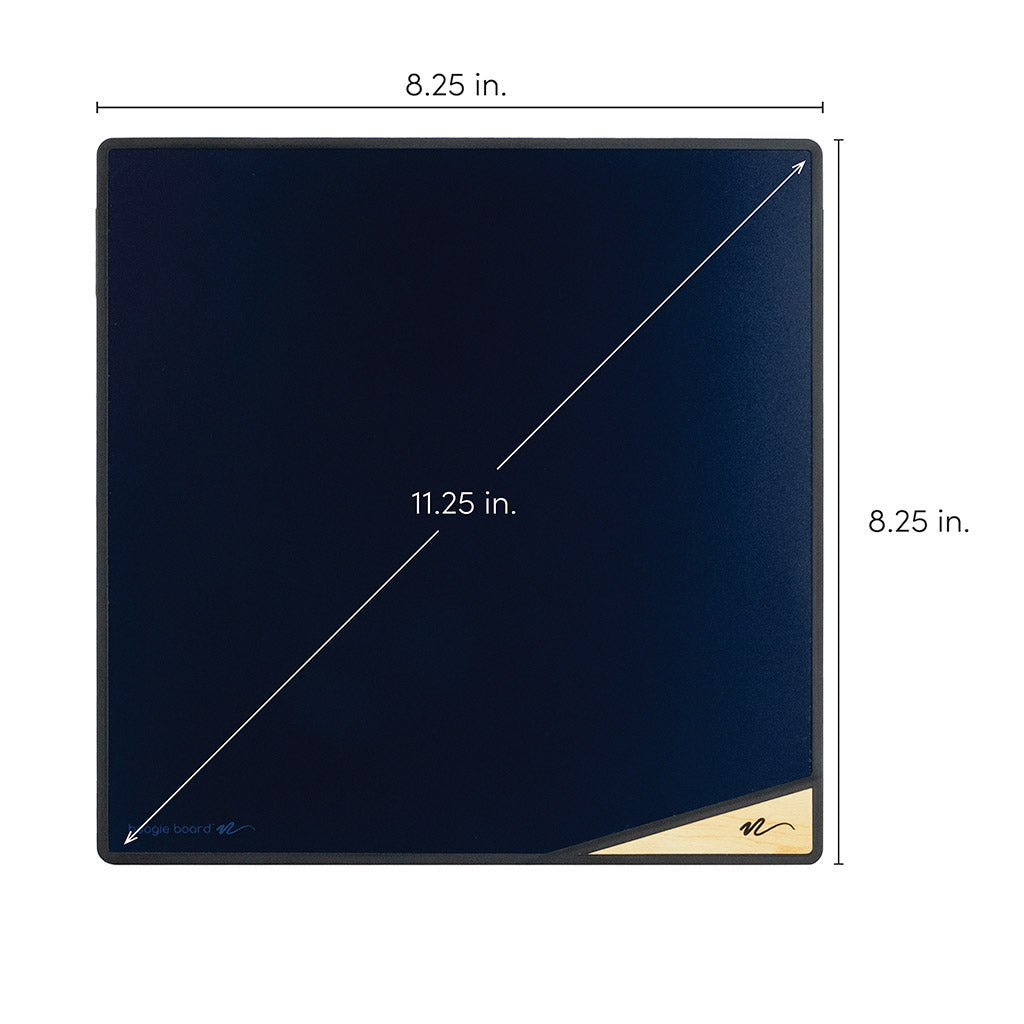 VersaTiles™ Memo Board Onyx front view with screen and board dimensions